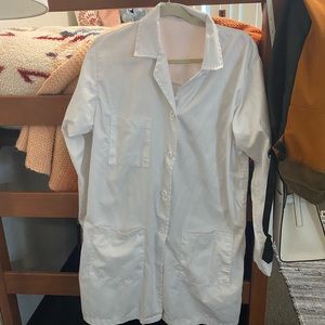 Lab coat and lab goggles/glasses